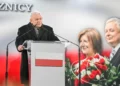 Prezes PiS Jarosław Kaczyński na wystąpieniu podczas Apelu Pamięci przed Pałacem Prezydenckim w Warszawie. Fot. PAP/ Radek Pietruszka