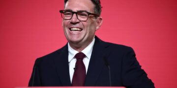 Andy Burnham Fot. PAP/EPA/HENRY NICHOLLS / POOL