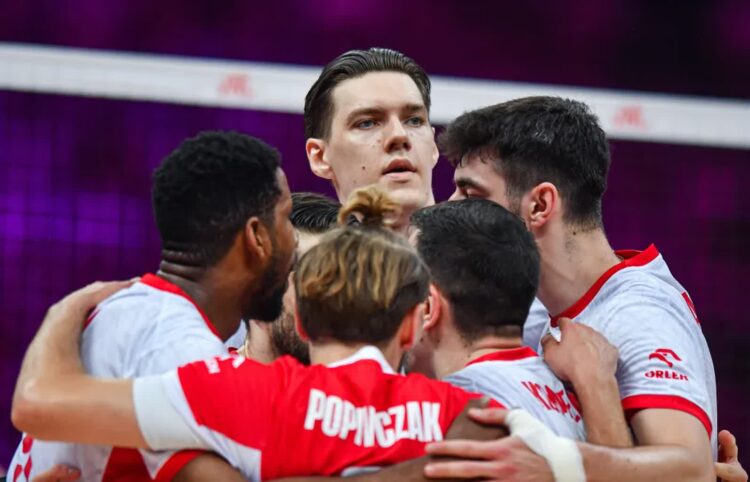 Wilfredo Leon Venero, Jakub Popiwczak, Bartłomiej Lemański i Kevin Sasak. Fot. PAP/Art Service