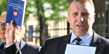 Na zdjęciu Przemysław Czarnek, kandydat PiS na premiera (PAP/Radek Pietruszka)