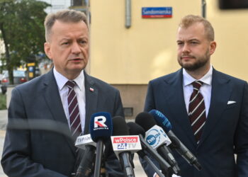 Mariusz Błaszczak, Michał Moskal. Fot. PAP/Piotr Nowak