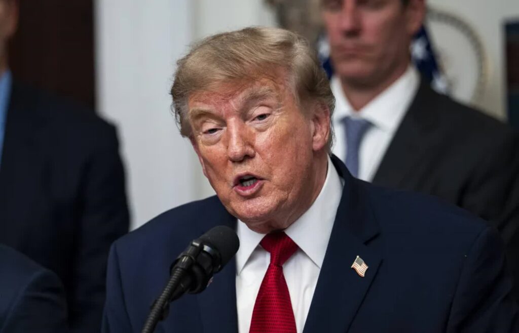 Donald Trump. Fot. PAP/EPA/AL DRAGO / POOL