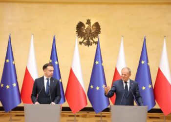 Premier Donald Tusk i minister finansów i gospodarki Andrzej Domański. Fot. X/ Donald Tusk