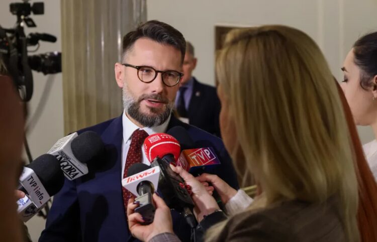 Poseł PiS Radosław Fogiel. Fot. PAP/ Albert Zawada