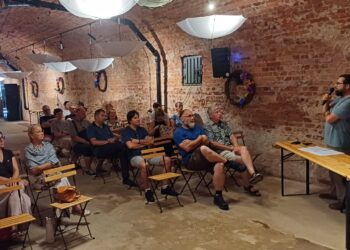 Sala szeptów w Zielonej Górze. Konsutlacje społeczne ws. wpisania tradycji winiarskich miasta i okolicy na Krajową Listę Niematerialnego Dziedzictwa Kulturowego (fot. Piotr Bakselerowicz)