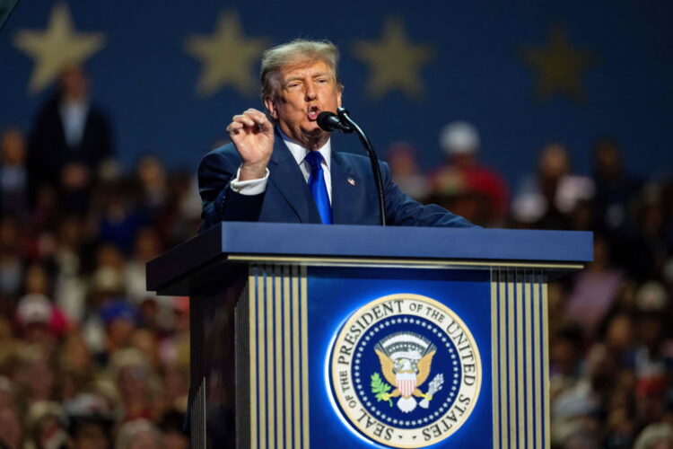 Prezydent USA Donald Trump. Fot. PAP/EPA/JEFF MCWHORTER