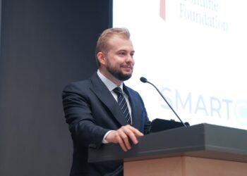 x.com/Michal_Moskal