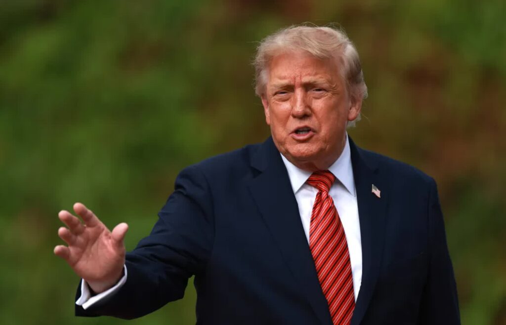 Donald Trump w Dublinie, fot. PAP/EPA/NEIL HALL