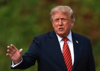 Donald Trump w Dublinie, fot. PAP/EPA/NEIL HALL
