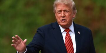 Donald Trump w Dublinie, fot. PAP/EPA/NEIL HALL