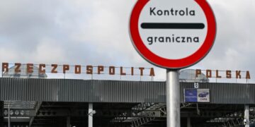 Drogowe, polsko-ukraińskie przejście graniczne w Medyce, fot. PAP/Darek Delmanowicz