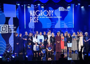 Nagrodzeni i wyróżnieni podczas gali wręczenia nagród Polskiego Instytutu Sztuki Filmowej w ramach 51. Festiwalu Polskich Filmów Fabularnych w Gdyni. Fot. PAP/Andrzej Jackowski