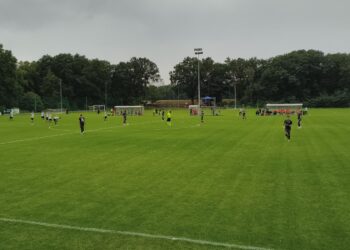 Carina podczas domowego meczu z Baryczą Sułów (fot. Paweł Górski)