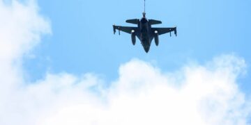 Samolot F-16. Fot. PAP/Jarek Praszkiewicz
