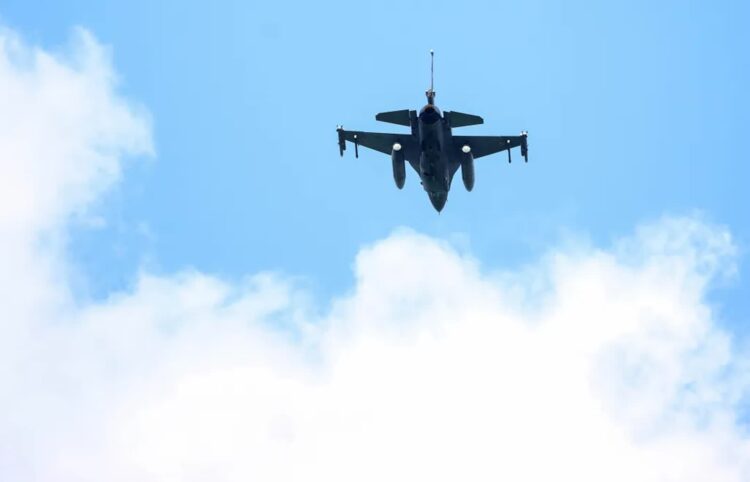 Samolot F-16. Fot. PAP/Jarek Praszkiewicz