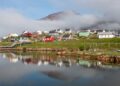 Malownicza wioska Qeqertarsuaq na Grenlandii. Fot. Pexels
