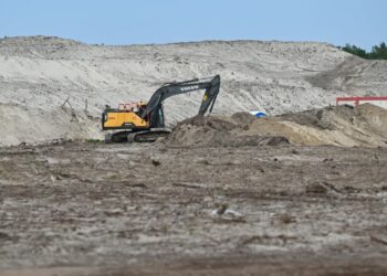 Plac budowy pierwszej w Polsce elektrowni jądrowej we wsi Kopalino, fot. PAP/Adam Warżawa