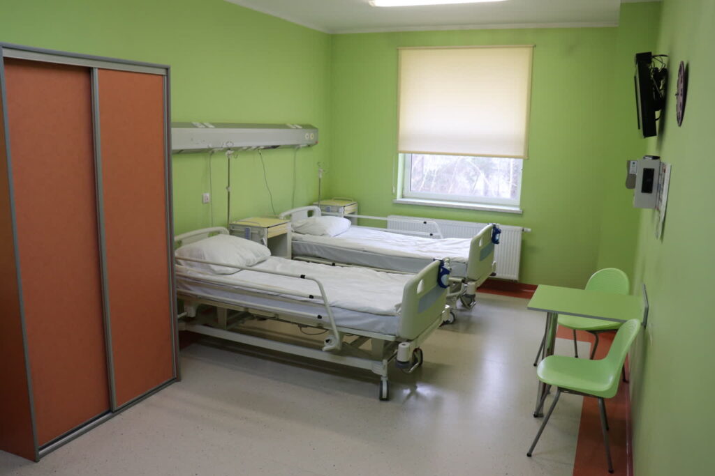 Sala oddziału ginekologiczno-położniczego w Szpitalu im. Ryszarda Rzepki w Sulechowie (mat. prasowe)