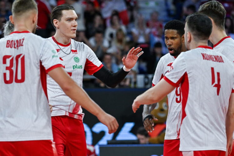 Siatkarze reprezentacji Polski: Wilfredo Leon (3P) i Bartłomiej Lemański. Fot. PAP/Darek Delmanowicz