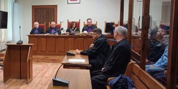 Posiedzenie w Sądzie Okręgowym w Zielonej Górze. Piotrowi M, właścicielowi strzelnicy, grozi dożywocie. Należące do niego psy śmiertelnie pogryzły 46-latka (fot. Piotr Bakselerowicz)