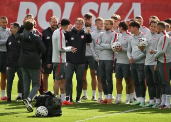 Piłkarze reprezentacji Polski podczas treningu, fot. PAP/Piotr Nowak