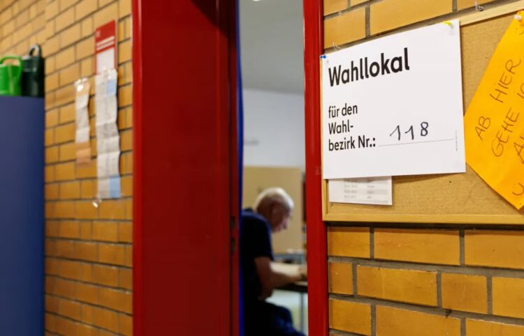 Berlinie głosowanie wygrała Lewica, a drugie miejsce zajęło CDU. Fot. PAP/EPA/CHRISTOPH RUTENKOLK