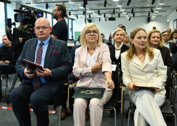 WARSZAWA KONFERENCJA KPO. FUNDUSZE. LUDZIE. EFEKTY. Fot. PAP/Radek Pietruszka