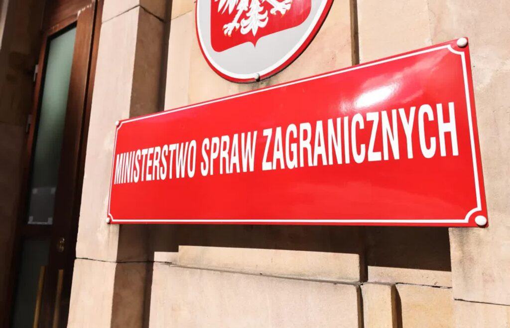 MSZ: uznajemy za niedopuszczalny atak dronowy wymierzony w Mekkę. Fot. PAP/Albert Zawada