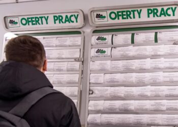 Oferty pracy Fot. PAP/Tytus Żmijewski