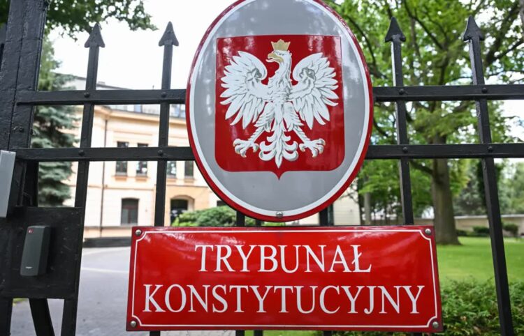 Siedziba Trybunału Konstytucyjnego. Fot. PAP/Radek Pietruszka