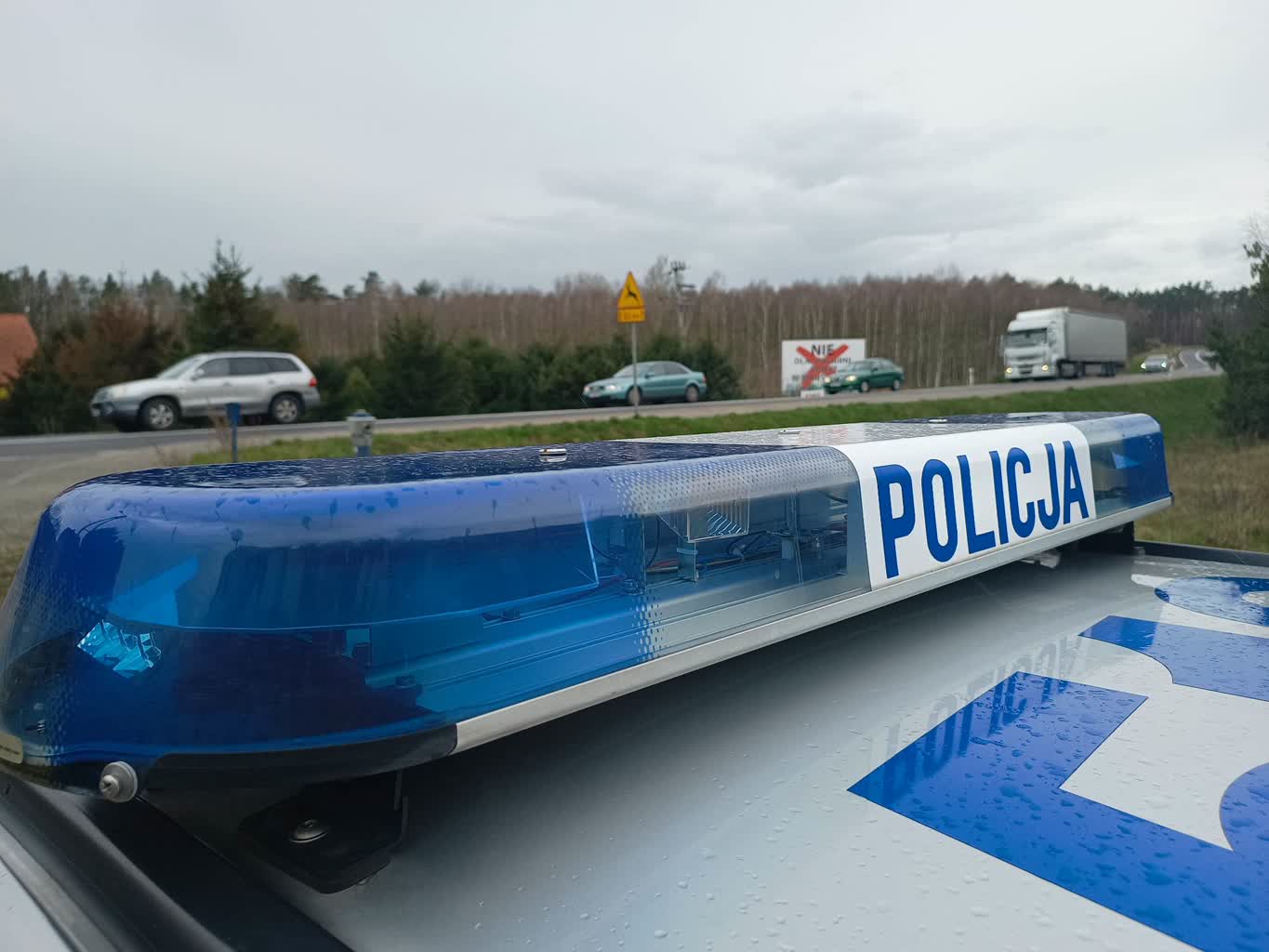 Policja zaleca ostrożność w rejonach cmentarzy