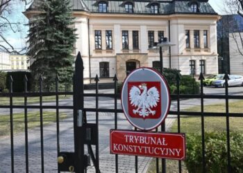 Siedziba Trybunału Konstytucyjnego w Warszawie Fot. PAP/Radek Pietruszka