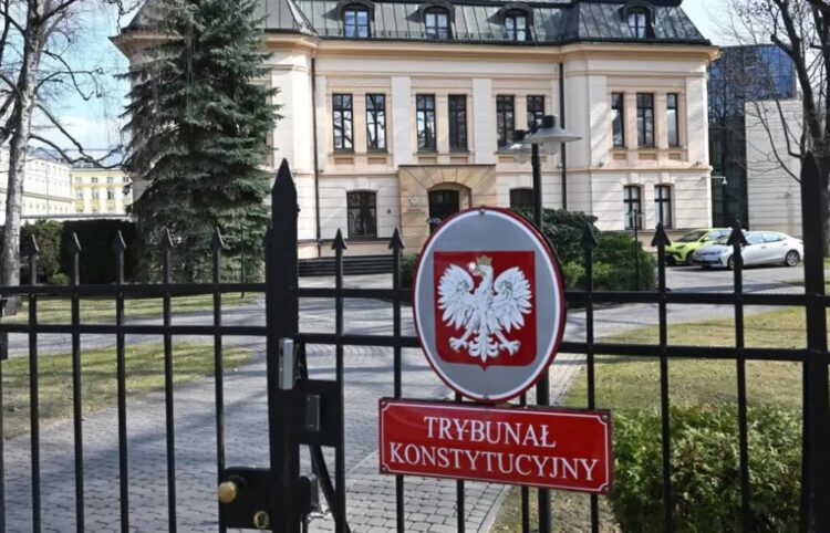 Siedziba Trybunału Konstytucyjnego w Warszawie Fot. PAP/Radek Pietruszka