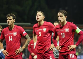 Piłkarze reprezentacji Polski (od lewej): Jakub Kiwior, Jan Bednarek i Piotr Zieliński. Fot. PAP/Leszek Szymański