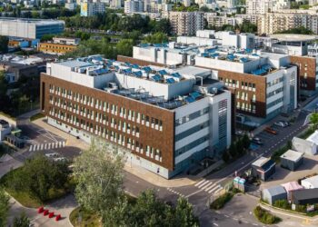 Szpital Południowy w Warszawie. Fot. PAP/Leszek Szymański