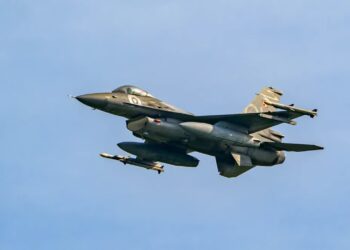 Myśliwiec F-16. Fot. PAP/Jakub Kaczmarczyk