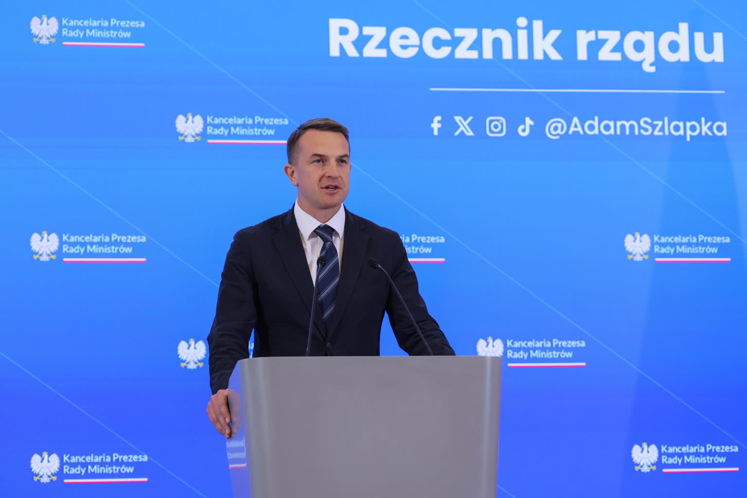 Kontrole w RCB. MSWiA zapowiada wyjaśnienie pomyłki z alertem