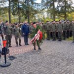 Apel z okazji Święta Żołnierza Rezerwy na Skwerze Czołgisty w Żaganiu (fot. Piotr Bakselerowicz)