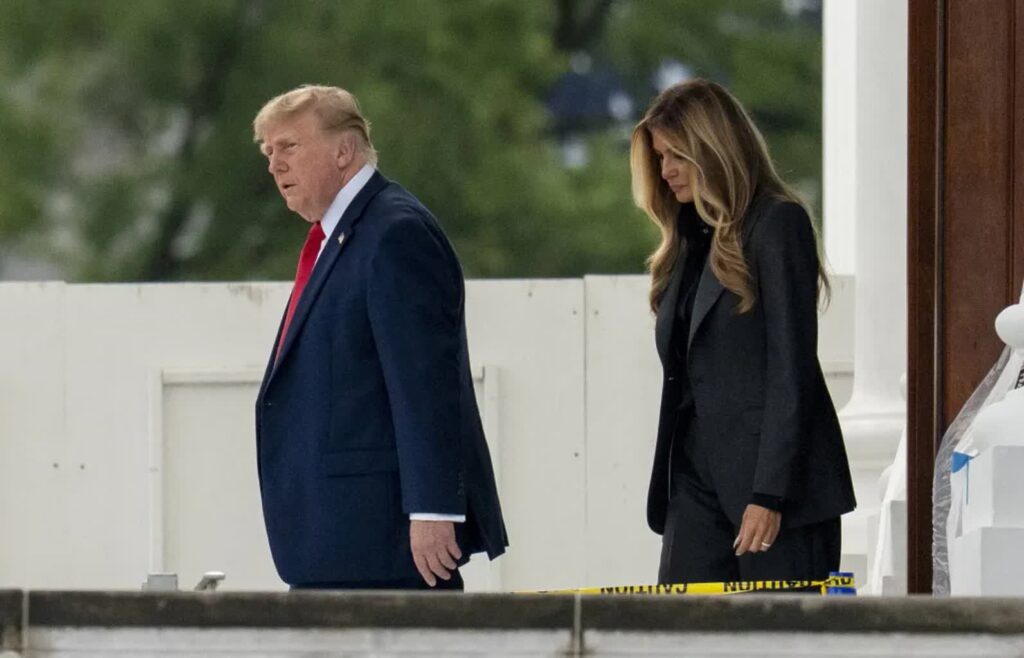 Donald Trump i Melania Trump. Fot. PAP/EPA/DANIEL HEUER / POOL
