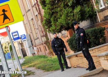 Policyjne patrole w okolicach szkół w Lubuskiem. Fot. Lubuska Policja